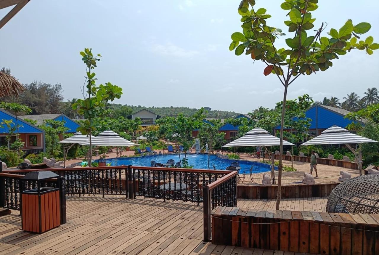 Mayfair On Sea, Morjim Beach, Goa Hotel Exterior photo